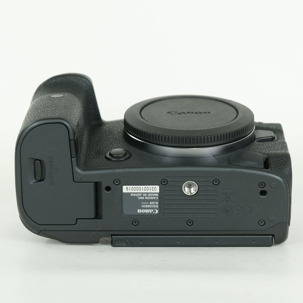 Canon EOS R5