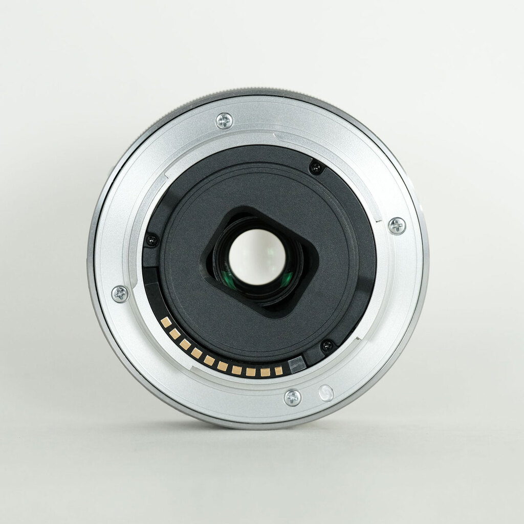 SONY E 16mm F2.8 SEL16F28