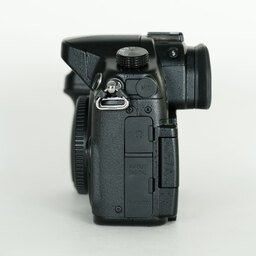 Panasonic LUMIX DMC-GH4