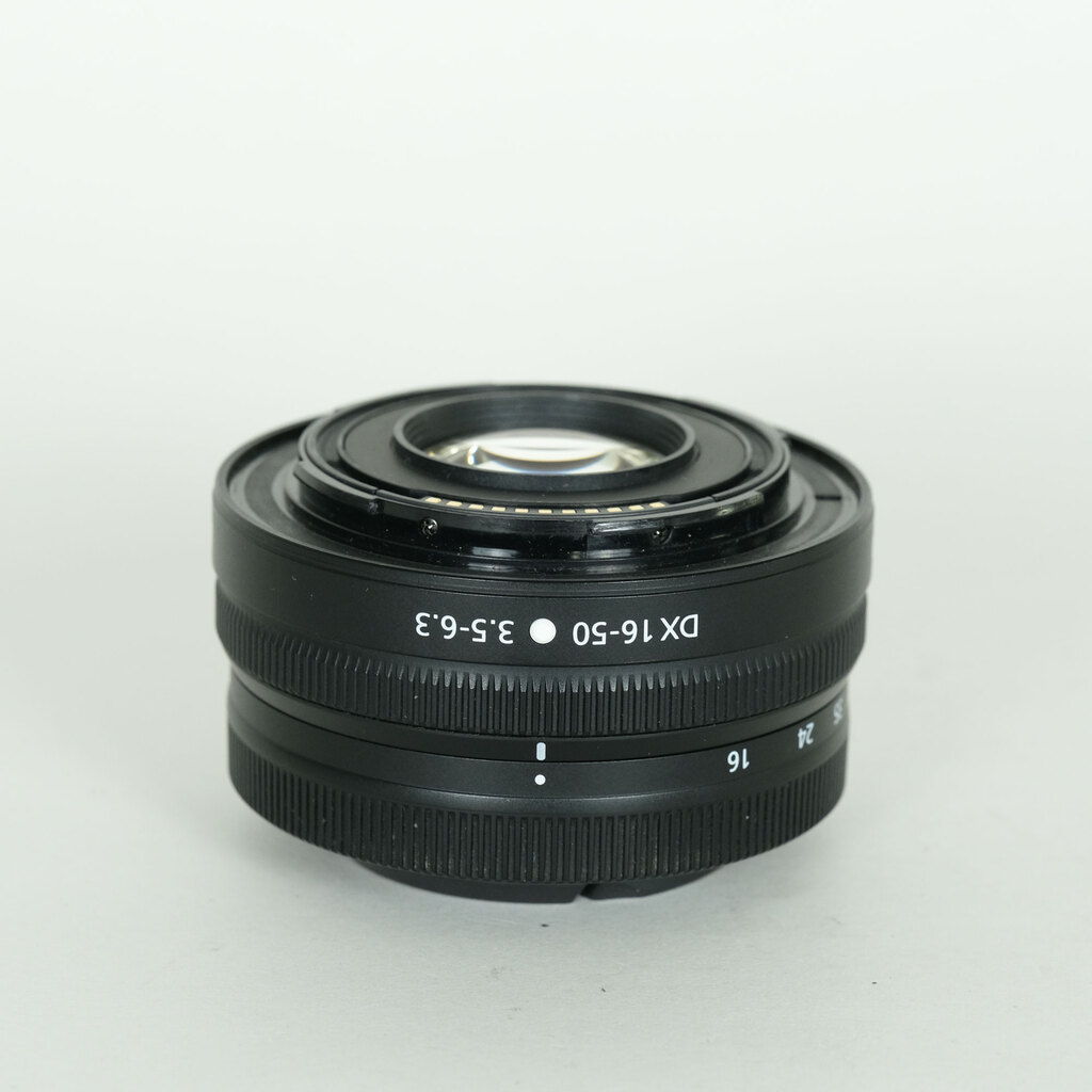 Nikon NIKKOR Z DX 16-50mm f/3.5-6.3 VR Nikon NIKKOR Z DX 16-50mm f/3.5-6.3 VR