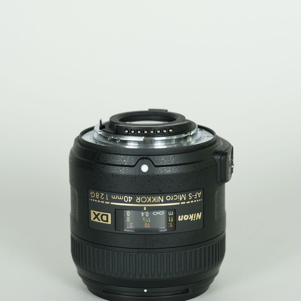 Nikon AF-S DX Micro NIKKOR 40mm f/2.8G