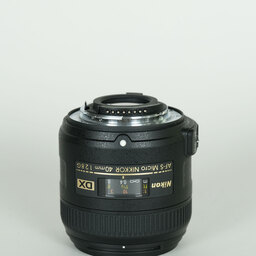 Nikon AF-S DX Micro NIKKOR 40mm f/2.8G