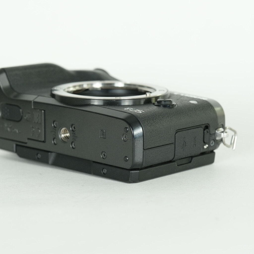 Canon EOS M6 Canon EOS M6