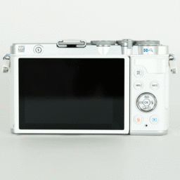 OLYMPUS PEN E-P7