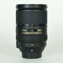 Nikon AF-S DX NIKKOR 18-300mm F3.5-5.6G ED VR Nikon AF-S DX NIKKOR 18-300mm F3.5-5.6G ED VR