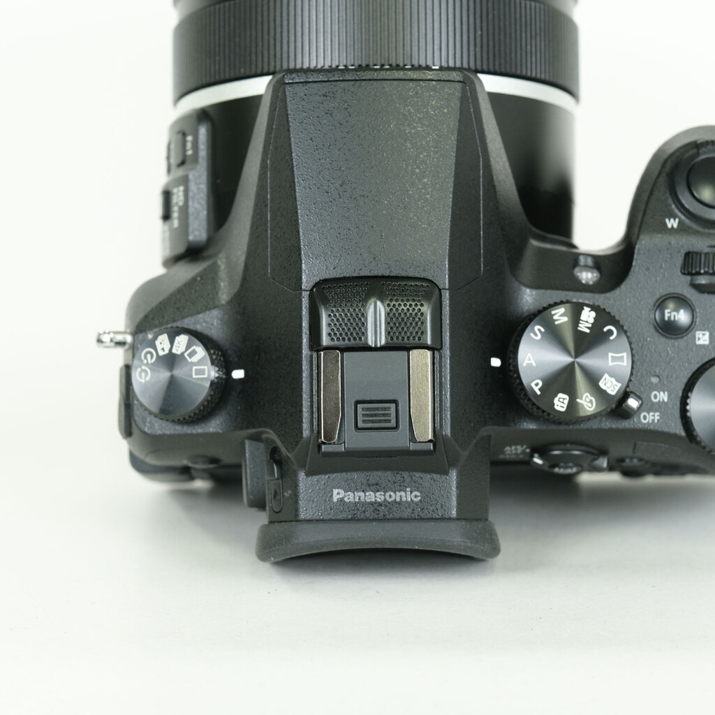 Panasonic LUMIX DMC-FZH1