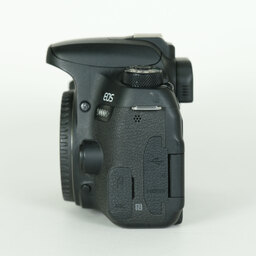 Canon EOS 9000D