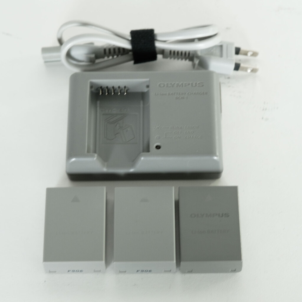 OLYMPUS PEN-F OLYMPUS PEN-F