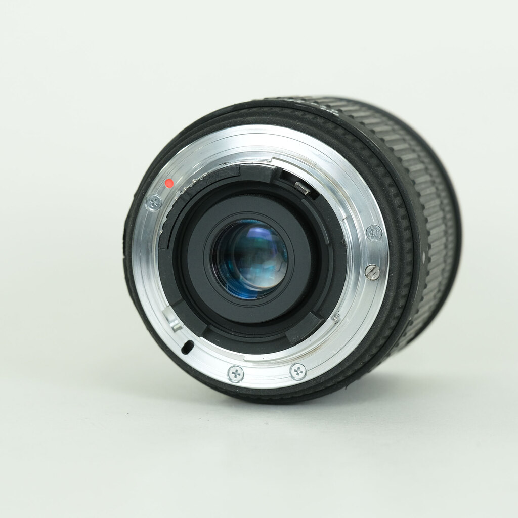 SIGMA 18-200mm F3.5-6.3 DC [ニコンF用]