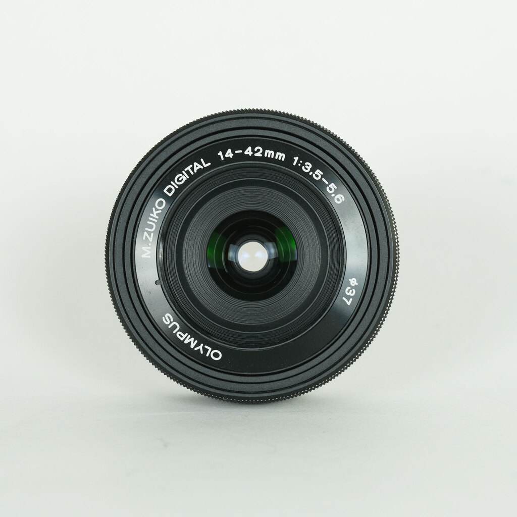 OLYMPUS M.ZUIKO DIGITAL ED 14-42mm F3.5-5.6 EZ ブラック