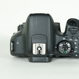 Canon EOS Kiss X9i