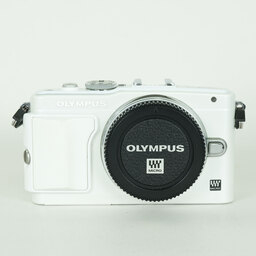 OLYMPUS PEN Lite E-PL6 ボディ ホワイト OLYMPUS PEN Lite E-PL6 ボディ ホワイト