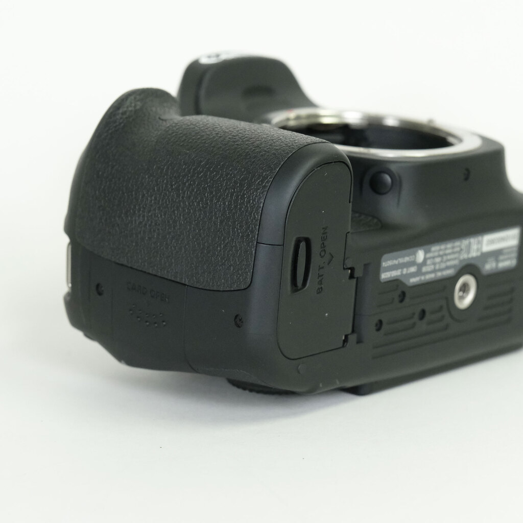 Canon EOS 80D Canon EOS 80D