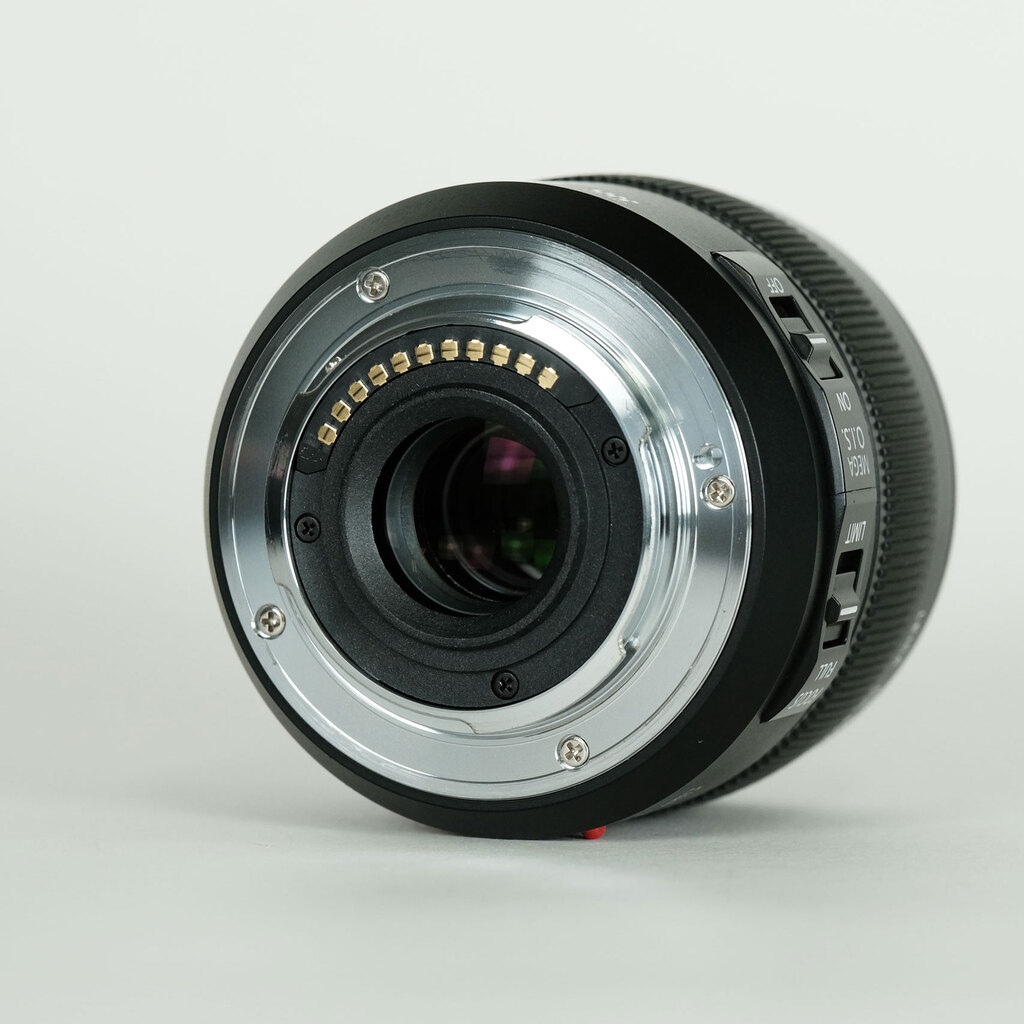 Panasonic LEICA DG MACRO-ELMARIT 45mm F2.8 ASPH. MEGA O.I.S.の出品