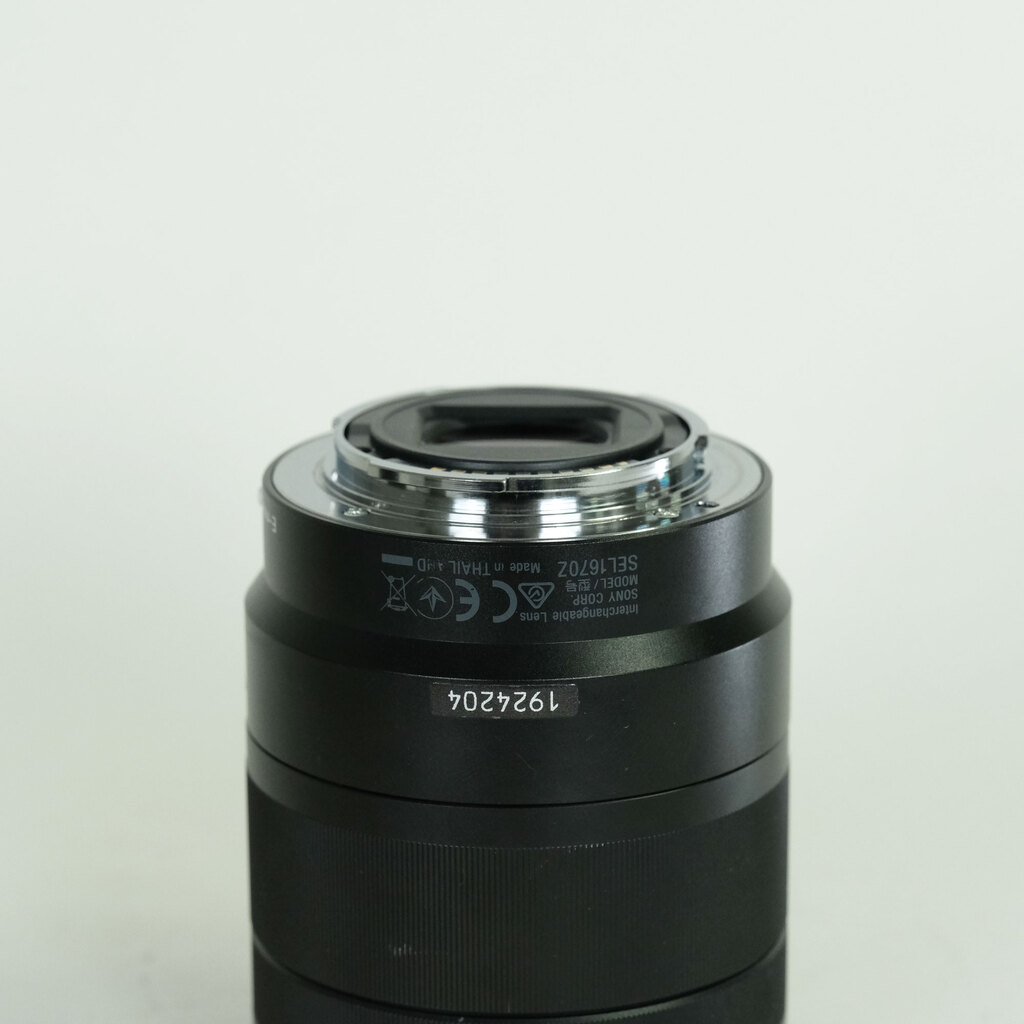 SONY Vario-Tessar T* E 16-70mm F4 ZA OSS SEL1670Z SONY Vario-Tessar T* E 16-70mm F4 ZA OSS SEL1670Z