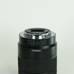 SONY Vario-Tessar T* E 16-70mm F4 ZA OSS SEL1670Z SONY Vario-Tessar T* E 16-70mm F4 ZA OSS SEL1670Z