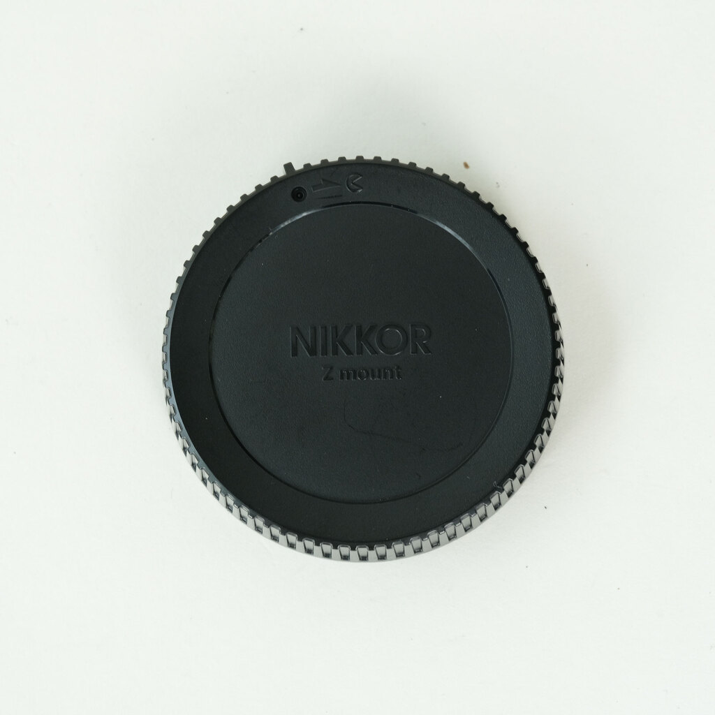 Nikon NIKKOR Z 40mm f/2 Nikon NIKKOR Z 40mm f/2