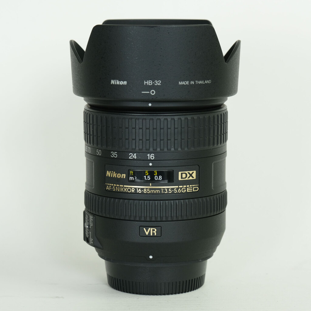 Nikon AF-S DX NIKKOR 16-85mm F3.5-5.6G ED VR