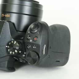 Panasonic LUMIX DMC-FZ300