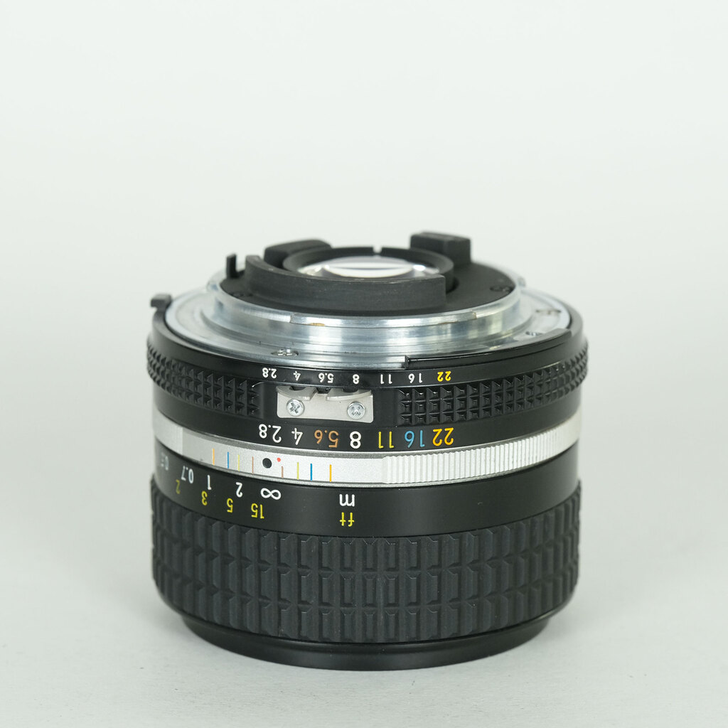 Nikon Ai Nikkor 28mm F2.8S