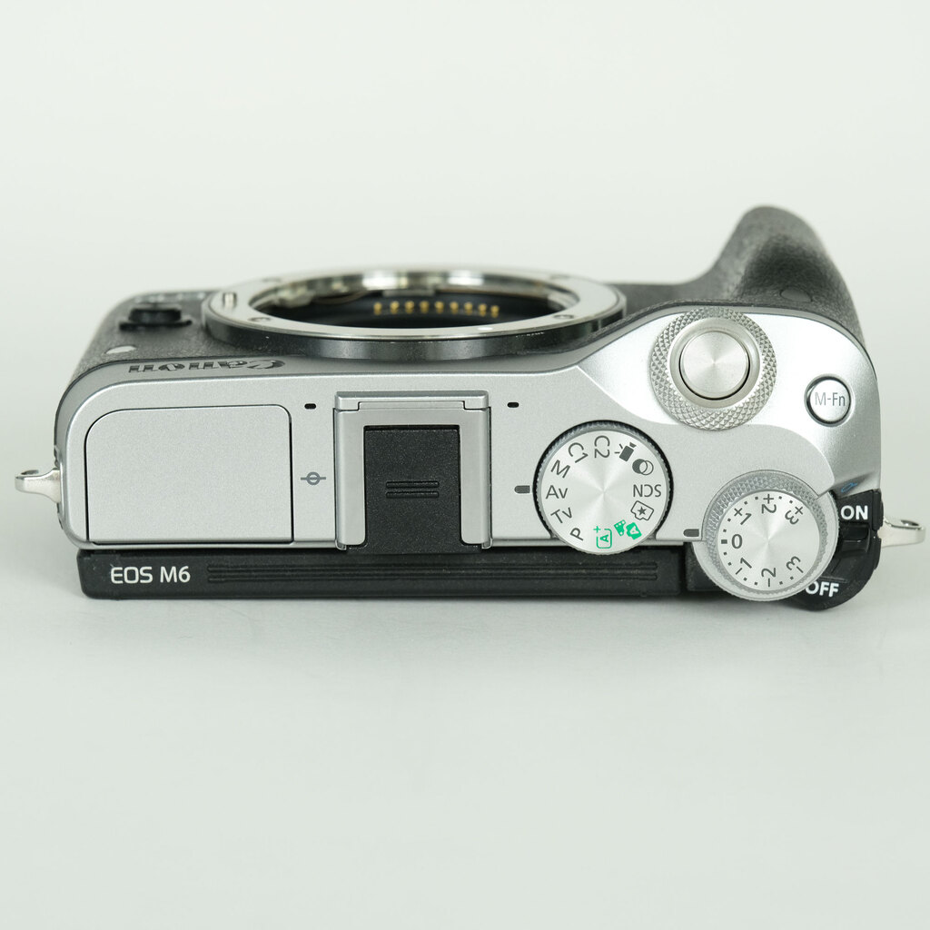 Canon EOS M6の出品 | ONE SCENE（ワンシーン）