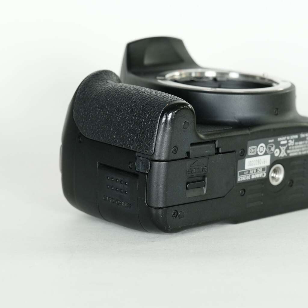 Canon EOS Kiss X3 ボディ