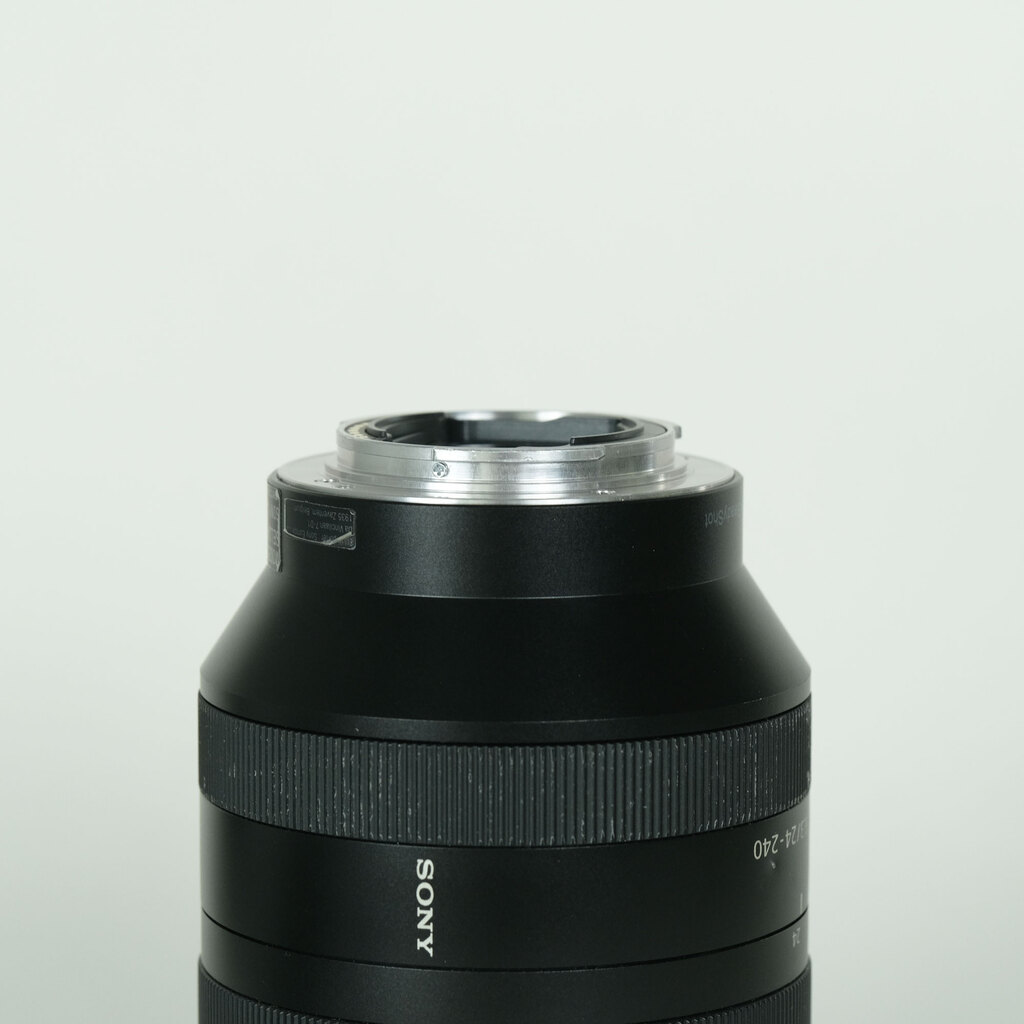 SONY FE 24-240mm F3.5-6.3 OSS SEL24240の出品 | ONE SCENE（ワンシーン）