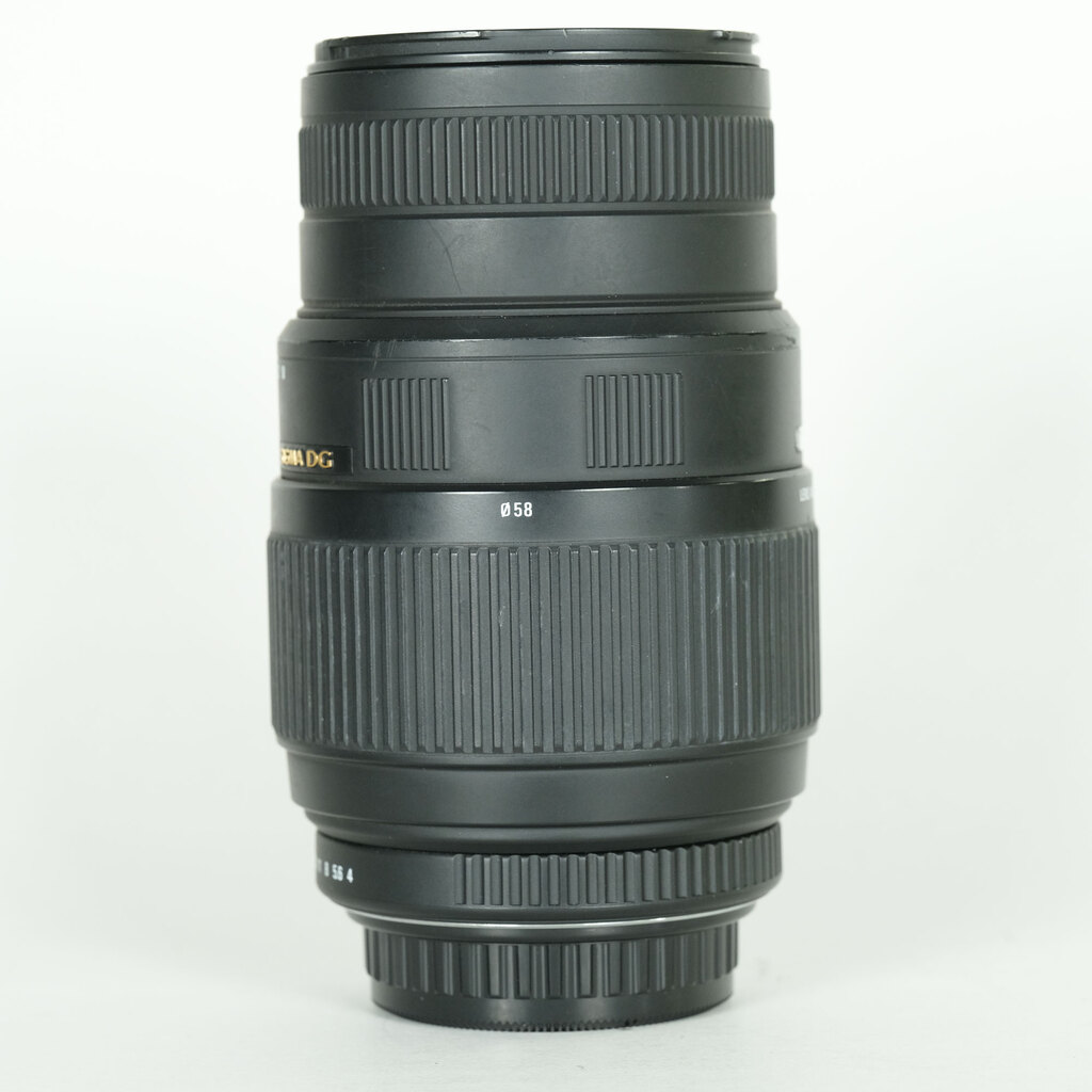 SIGMA 70-300mm F4-5.6 DG MACRO [ペンタックスK用]