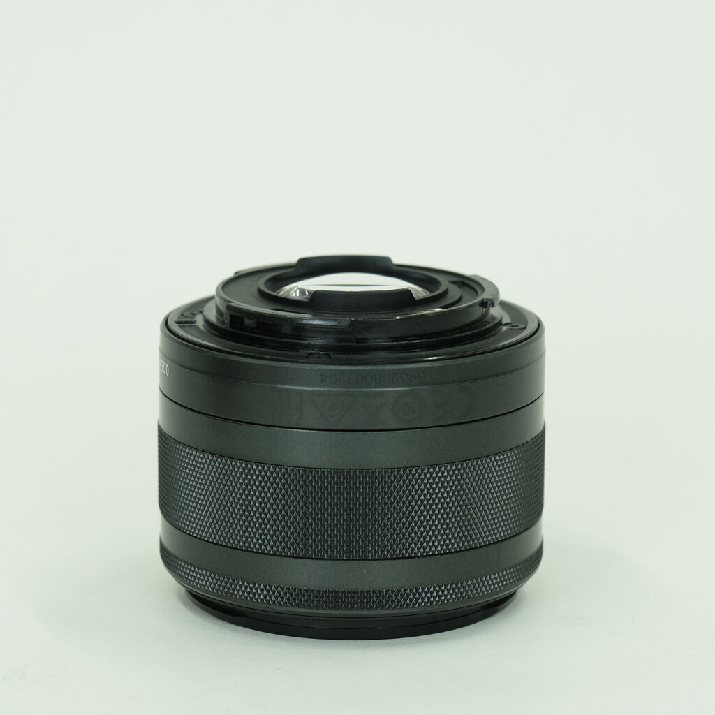 Canon EF-M15-45mm F3.5-6.3 IS STM Canon EF-M15-45mm F3.5-6.3 IS STM