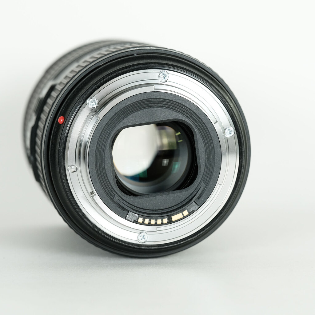 Canon EF24-105mm F4L IS II USM Canon EF24-105mm F4L IS II USM