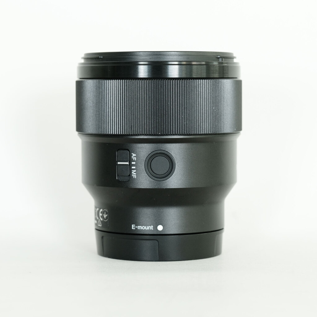 SONY FE 85mm F1.8 SEL85F18