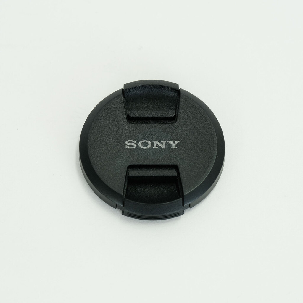 SONY E 18-135mm F3.5-5.6 OSS SEL18135