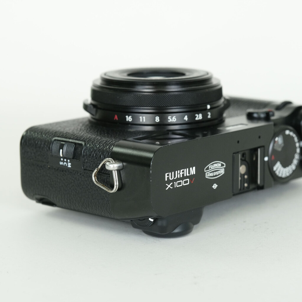 FUJIFILM X100V ブラック