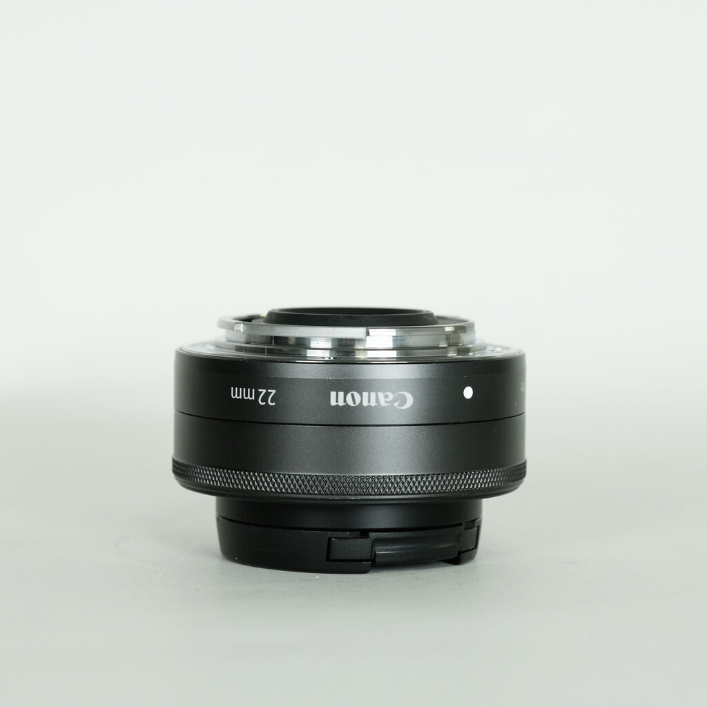 Canon EF-M22mm F2 STM