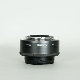 Canon EF-M22mm F2 STM