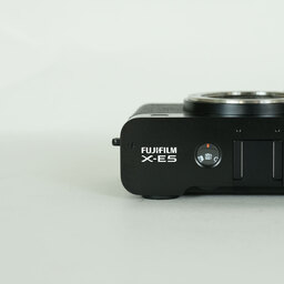 FUJIFILM X-E5