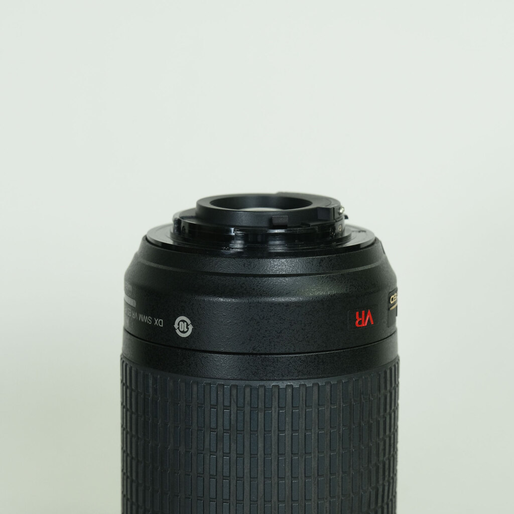 Nikon AF-S DX VR Zoom-Nikkor 55-200mm F4-5.6G IF-ED