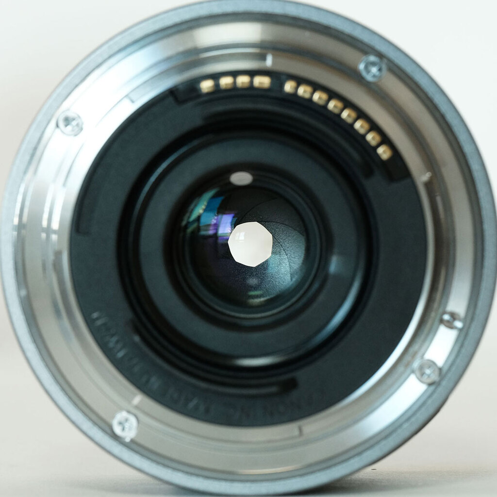 Canon RF16mm F2.8 STM