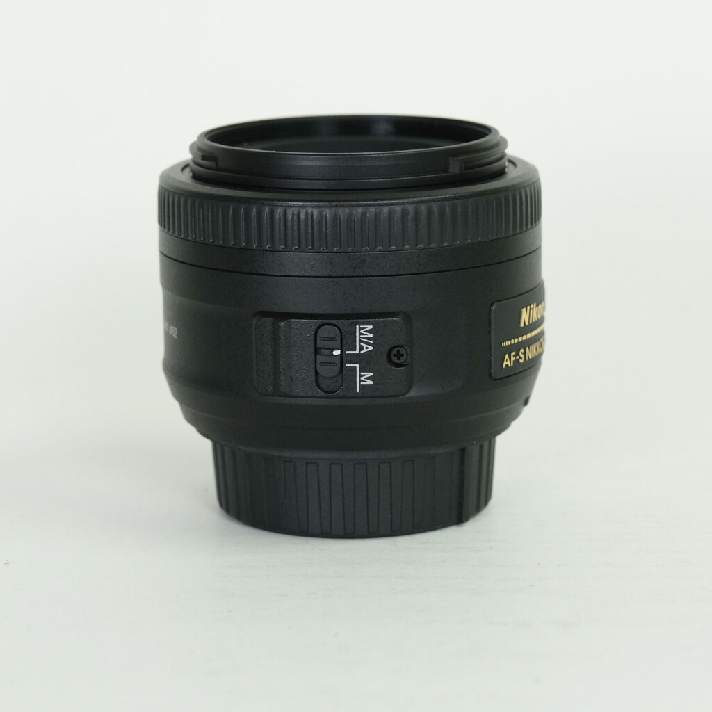 Nikon AF-S DX NIKKOR 35mm f/1.8G