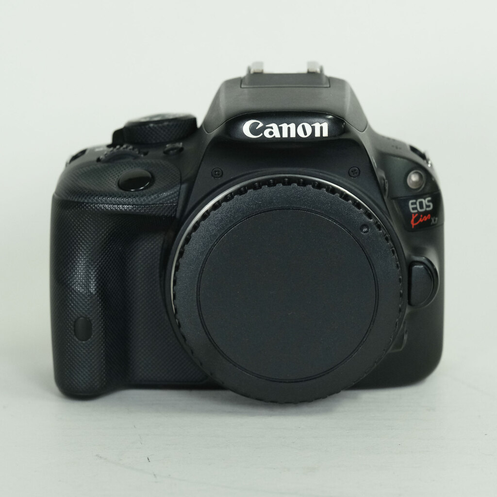 Canon EOS Kiss X7