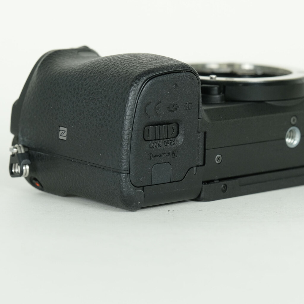 SONY α6400（ILCE-6400）