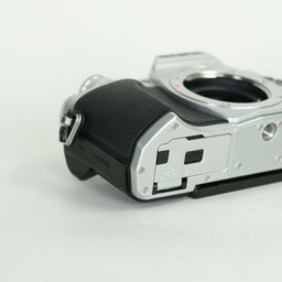 OLYMPUS OM-D E-M10 Mark III