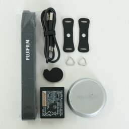 FUJIFILM X100V シルバー FUJIFILM X100V シルバー