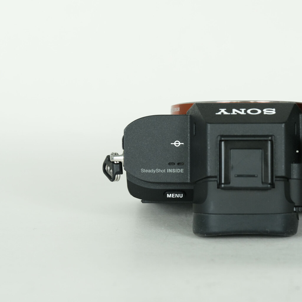 SONY α7 II（ILCE-7M2）の出品 | ONE SCENE（ワンシーン）