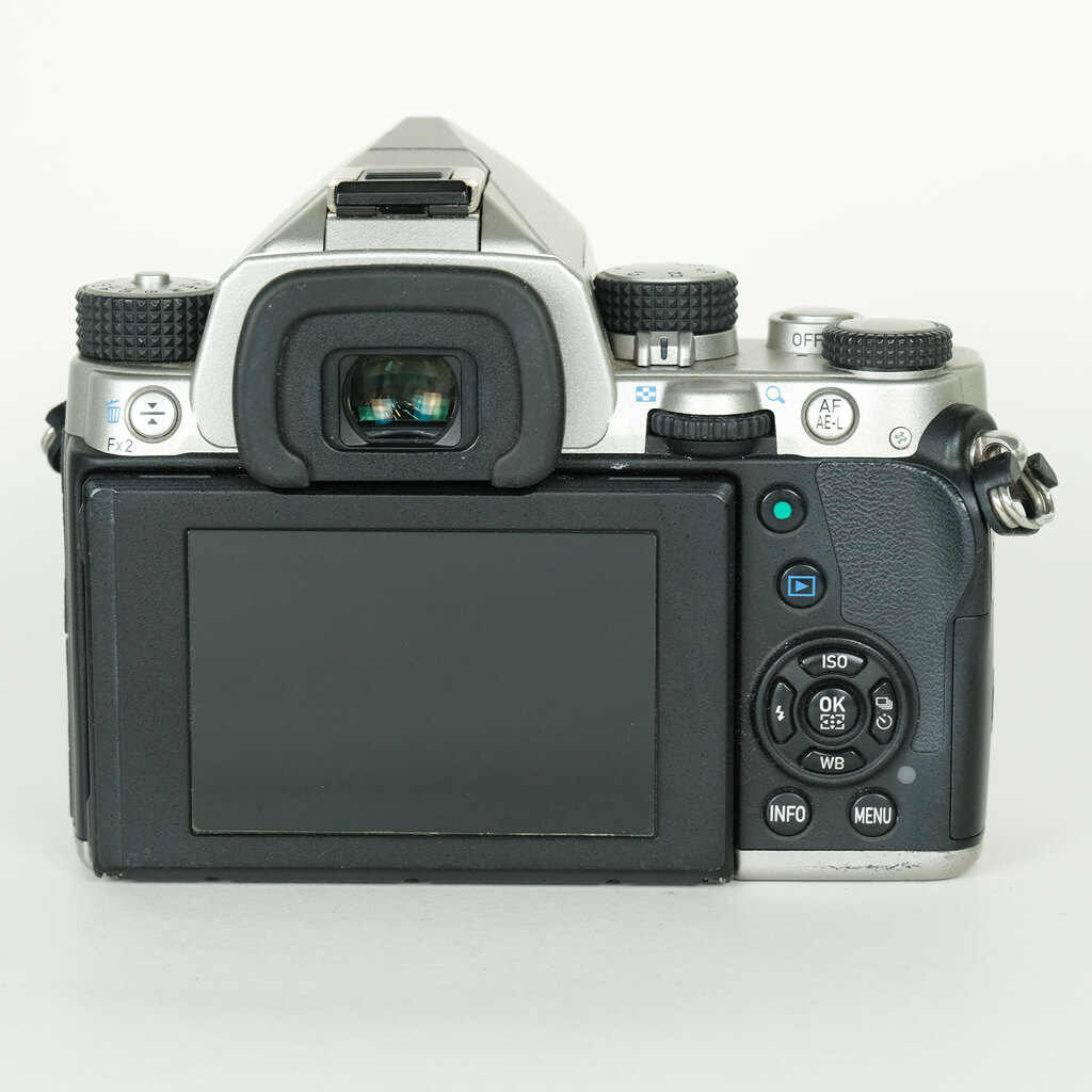 PENTAX KP ボディ シルバー PENTAX KP ボディ シルバー