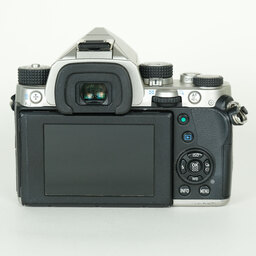 PENTAX KP ボディ シルバー PENTAX KP ボディ シルバー