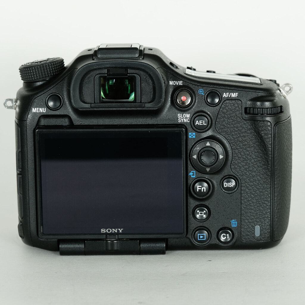 SONY α99II（ILCA-99M2）