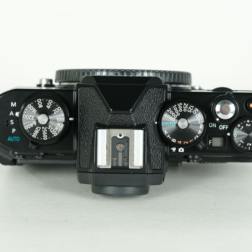Nikon Z fcの出品 | ONE SCENE（ワンシーン）