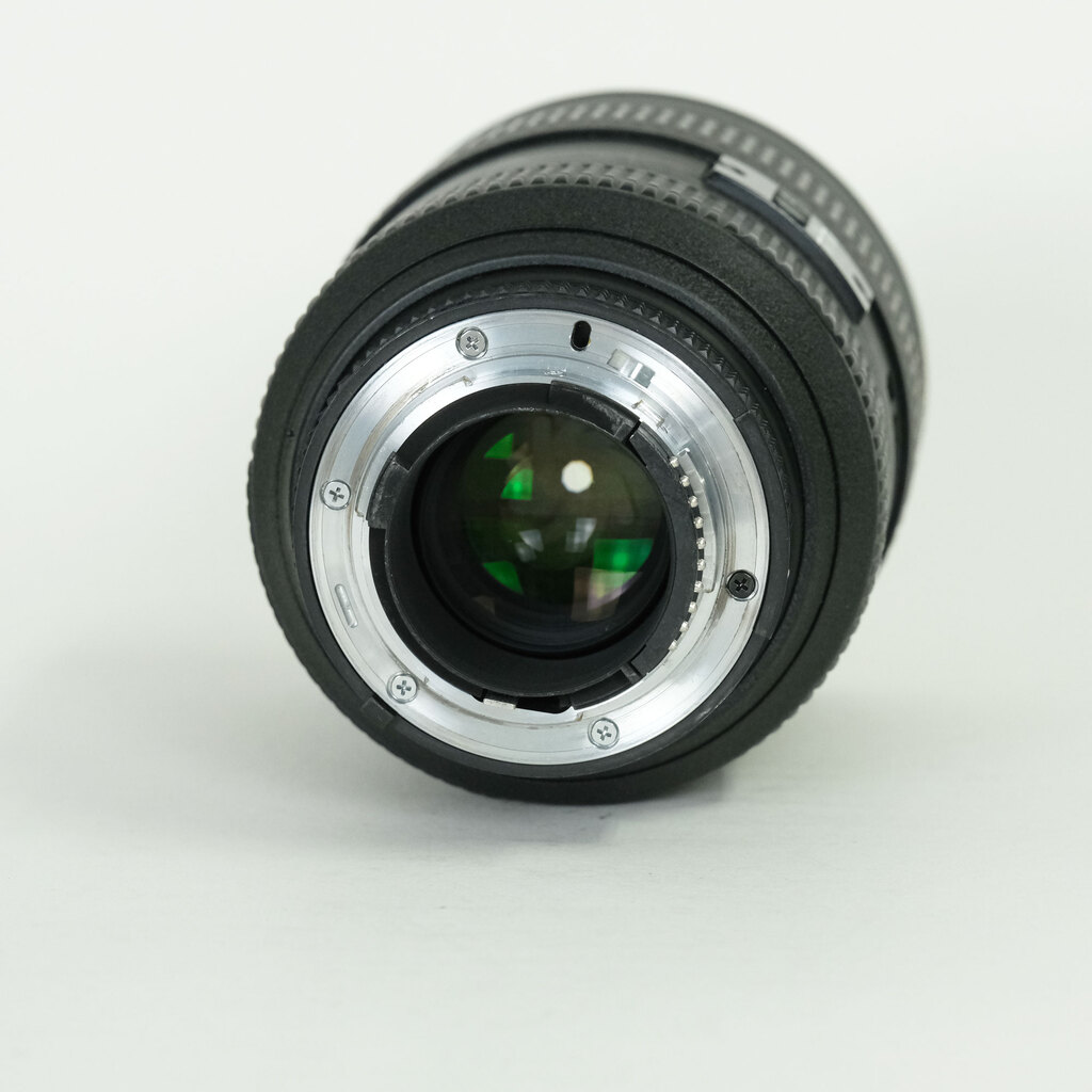 Nikon AF-S ED 28-70mm F2.8 D ブラック