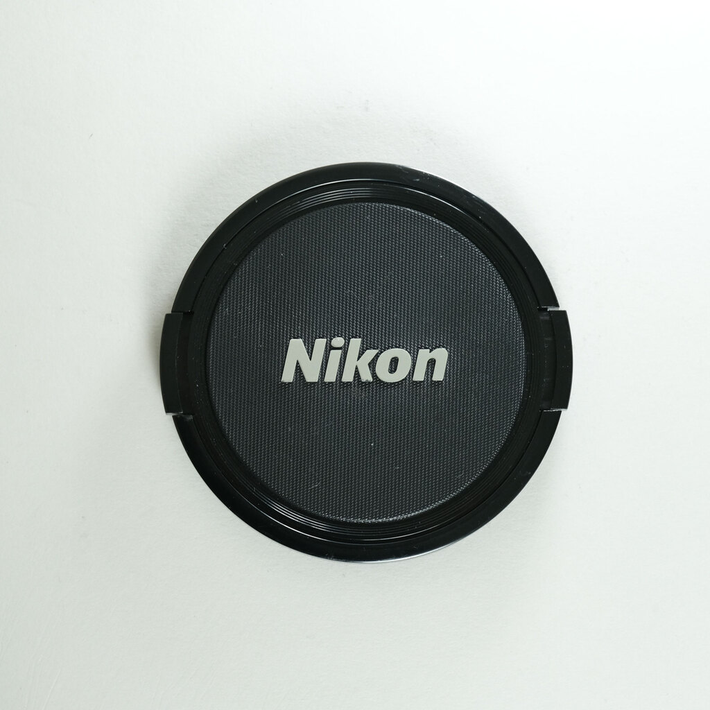 Nikon Ai AF Zoom-Nikkor 18-35mm F3.5-4.5D IF-ED Nikon Ai AF Zoom-Nikkor 18-35mm F3.5-4.5D IF-ED